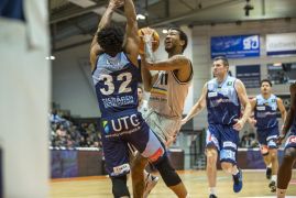 Medipolis SC Jena Eisbaeren Bremerhaven 10102021 0004